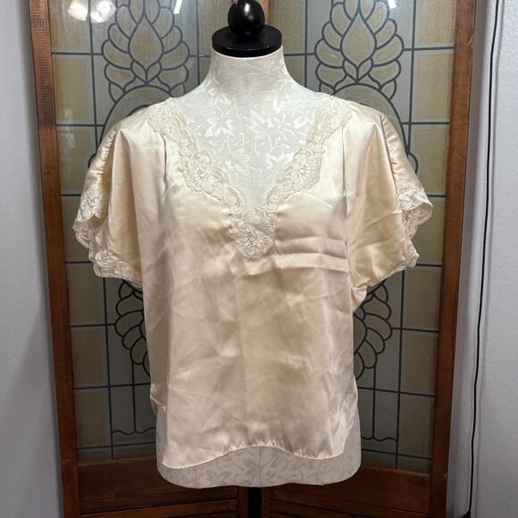 Vintage Gold Label Victoria Secret Lace Top Pajama Short Silky Feel Set Size M - Picture 1 of 15